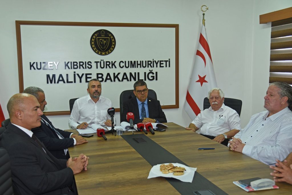 Maliye Bakanlığı ile Kamu-İş arasında toplu iş sözleşmesi imzalandı
