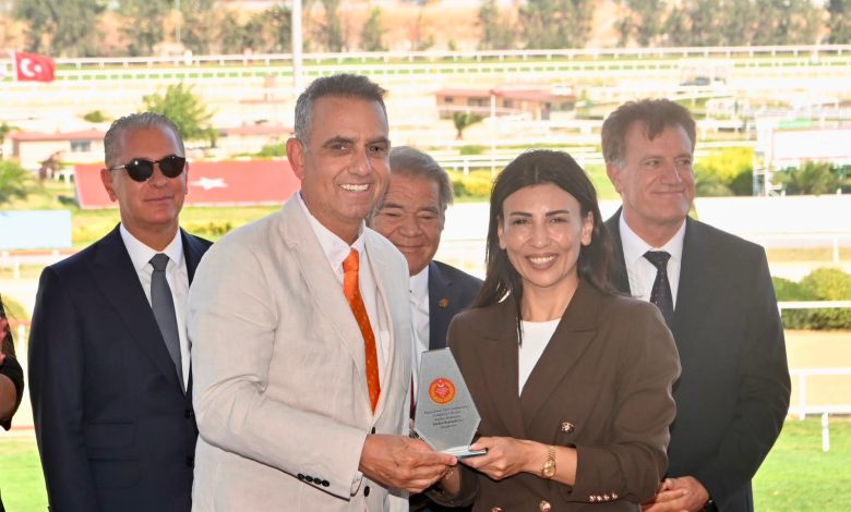Özdenefe, İstanbul'da Cengiz Topel ve KKTC koşularını izledi