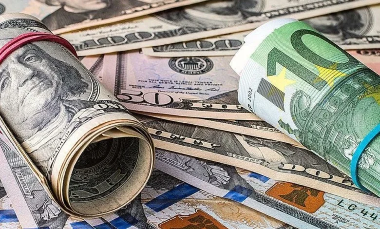 Serbest piyasada dolar 48.05, euro 55, 65 İngiliz Sterlini 65,1 TL’den işlem görüyor