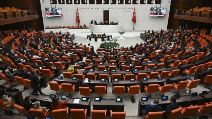 "Terörsüz Türkiye" süreci kapsamında hazırlanan çerçeve yasa TBMM’de 468 oyla kabul edildi
