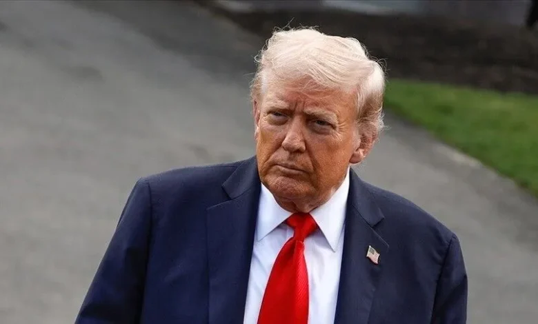 Trump'a Truth Social paylaşımlarına erişim hizmeti satışı nedeniyle dava açıldı