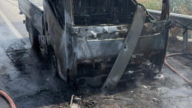 Turunçlu-Ulukışla kavşağı arasında seyir halindeki kamyonet yandı