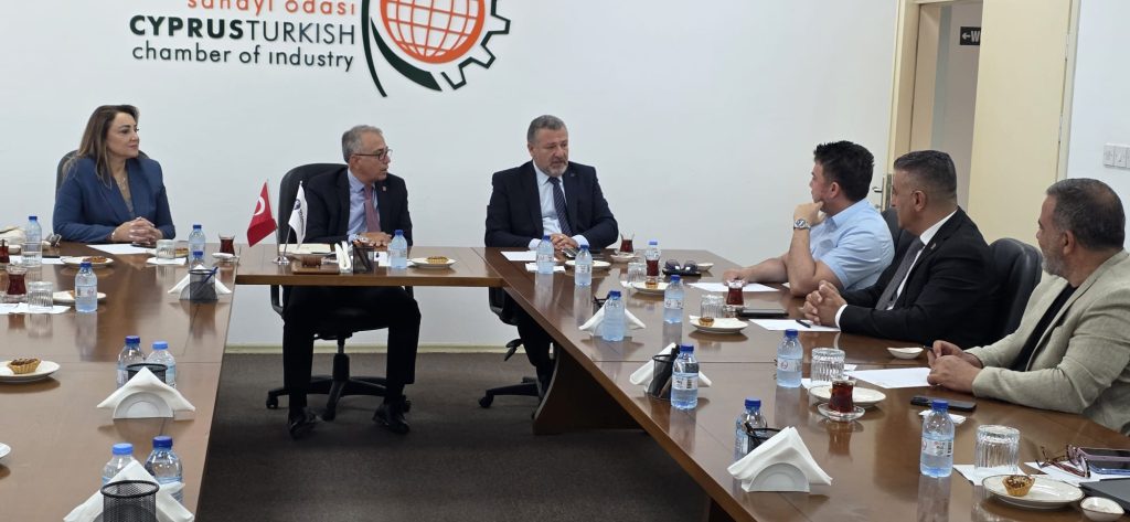 ULUSKON heyeti KTSO’yu ziyaret etti… Yatırım ve iş birliği olanakları ele alındı