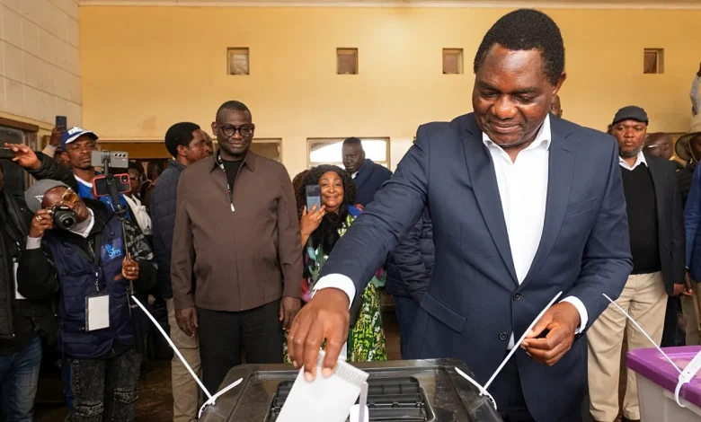 Zambiya’da Hichilema yeniden cumhurbaşkanı seçildi