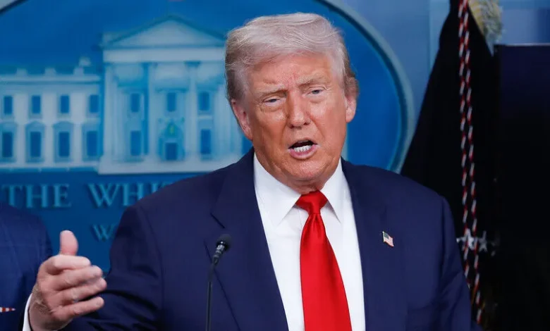 ABD Başkanı Donald Trump Dublin'de...