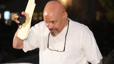 ABD'de 41 yıl hapis yatan Carter, yeni DNA bulgularının ardından kefaletle serbest bırakıldı
