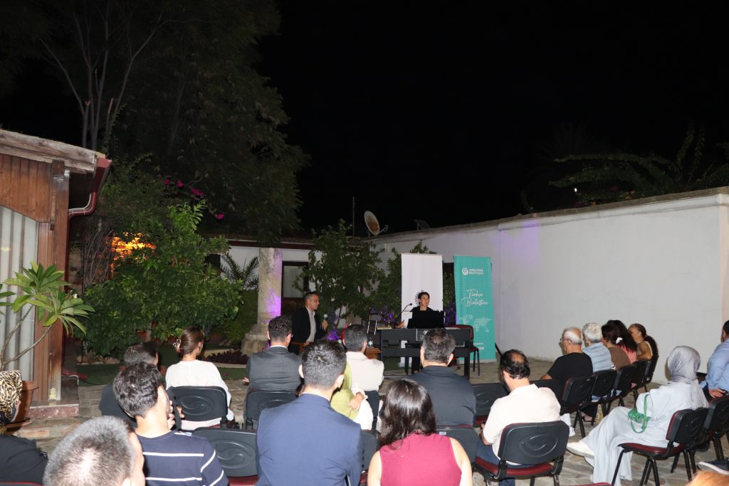“Ankara’dan Lefkoşa’ya Sanat Yolu” söyleşili konseri sanatseverlerle buluştu