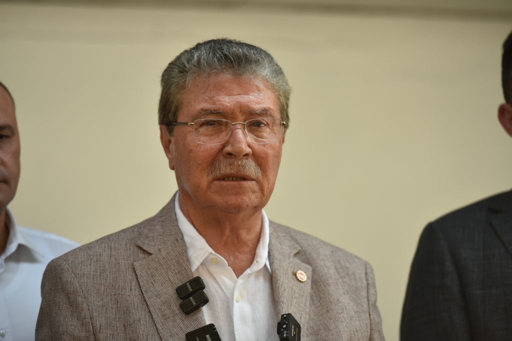 Başbakan Üstel: “Bir kişinin daha naaşına ulaşıldı”