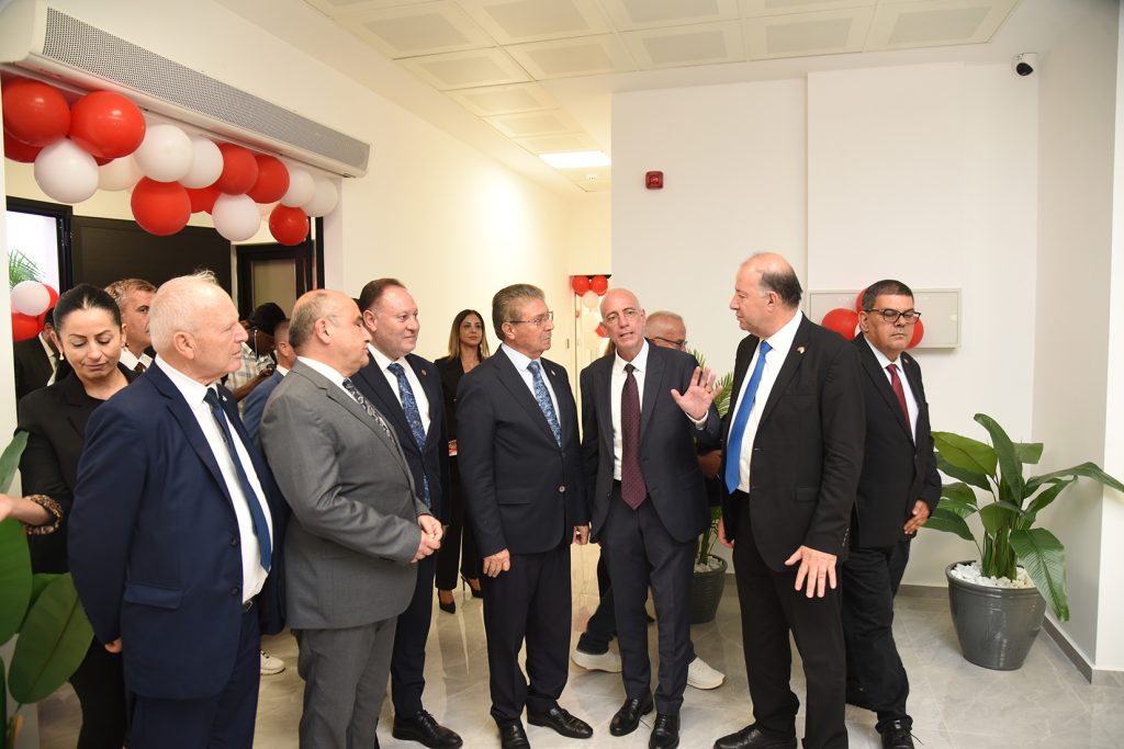 Başbakan Üstel: “Yeni Devlet Laboratuvarı çağdaş cihazlarla donatıldı”