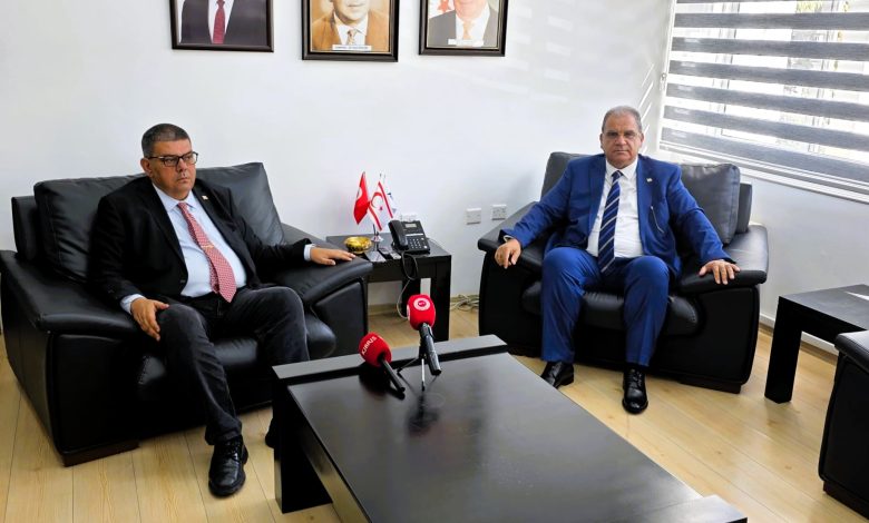 Bayındırlık ve Ulaştırma Bakanlığı’nda devir teslim… Sucuoğlu görevi Berova’dan devraldı