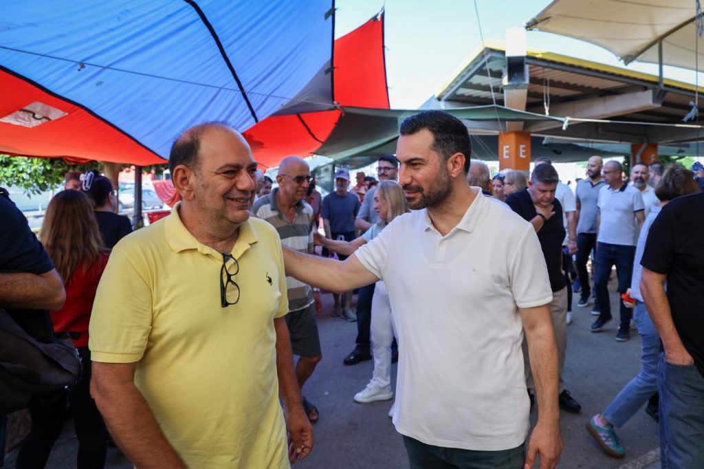 CTP ile TDP Lefkoşa Açık Pazarı’nı ziyaret etti