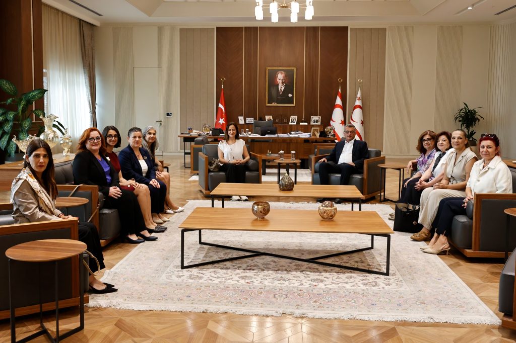 CTP Kadın Örgütü, Erhürman’ı ziyaret etti