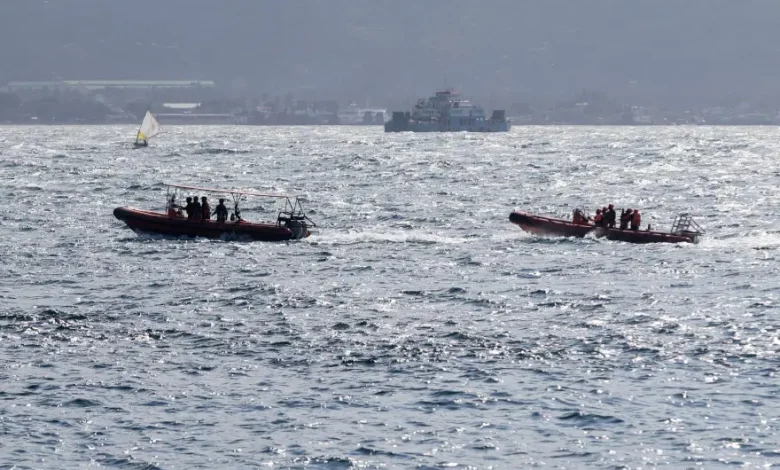 Endonezya'da 243 kişiyi taşıyan gemiden 102 kişi kurtarıldı, 1 kişinin cansız bedenine ulaşıldı