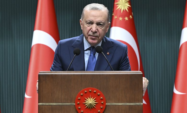 Erdoğan: “Bizi yolumuzdan döndüremezler"