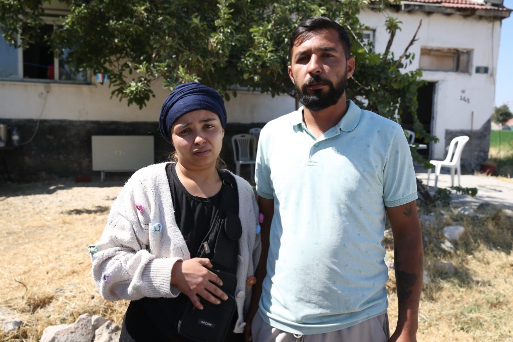 Girne açıklarında batan gemide kaybolan Elmas Demir’in çocukları annelerinden gelecek haberi bekliyor