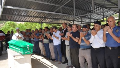 Girne'de geminin batması sonucu hayatını kaybeden Şerif Özdemir'in cenazesi Mersin'de toprağa verildi