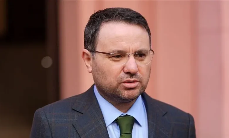 Gürlek'ten Kaşif Kozinoğlu soruşturması açıklaması: “Üç şüpheli gözaltına alındı, Kıbrıs'ta bulunduğu tespit edilen diğer şüpheli hakkındaki adli süreç devam ediyor”