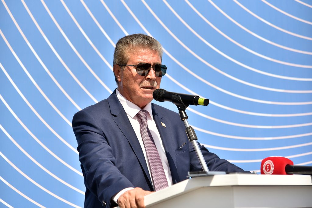 “KKTC Arıcılığının Geliştirilmesi Kırsal Kalkınma Projesi-Kovan Dağıtım Töreni” yapıldı… 170 üreticiye bin modern arı kovanı