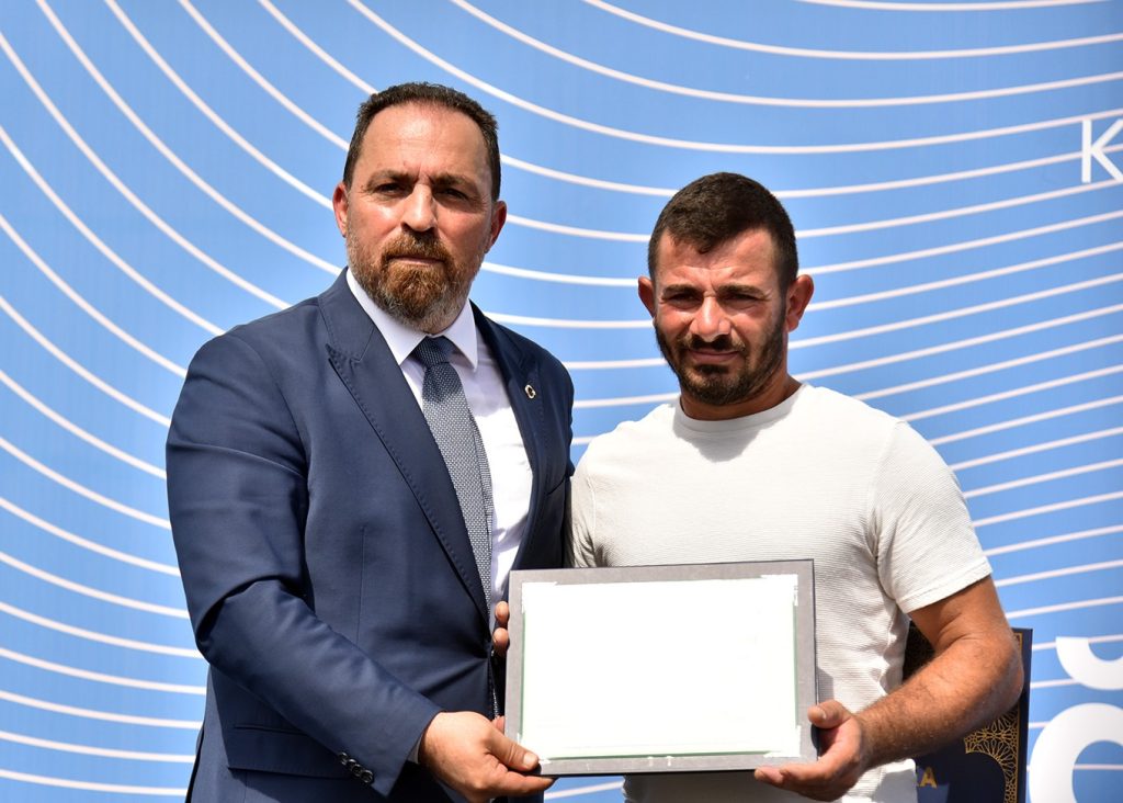 “KKTC Arıcılığının Geliştirilmesi Kırsal Kalkınma Projesi-Kovan Dağıtım Töreni” yapıldı… 170 üreticiye bin modern arı kovanı