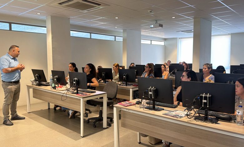 Öğretmenlere yönelik hizmet içi eğitim programı devam ediyor