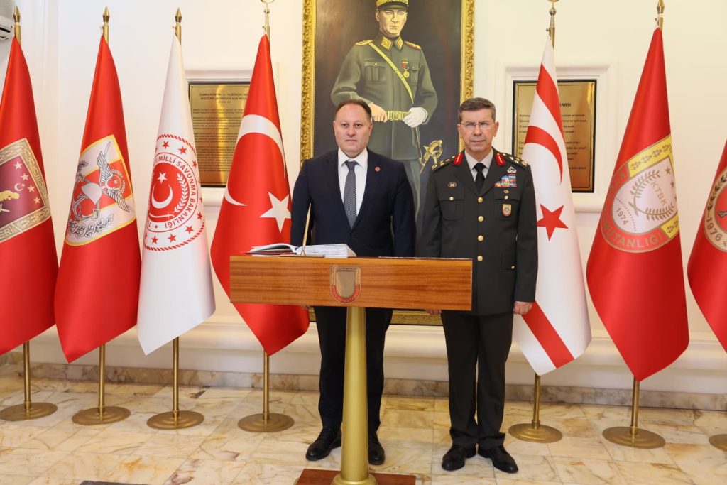 Öztürkler Korgeneral İnaltekin ile Tümgeneral Bilir’i ziyaret etti
