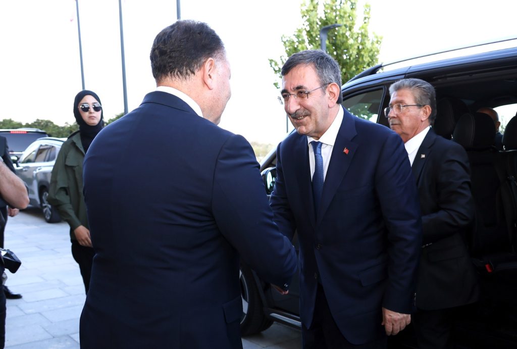 Öztürkler, Yılmaz ile görüştü