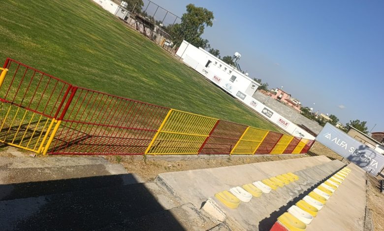 Paşaköy Hasan Onalt Stadyumu bakım-onarım çalışmaları tamamlandı