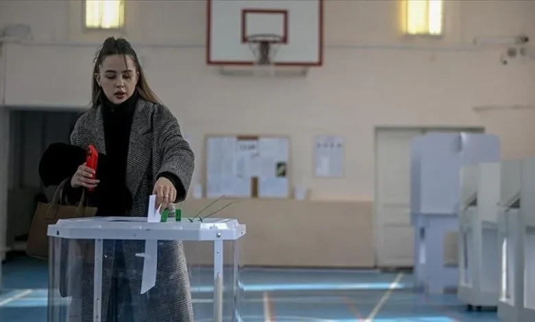 Rusya'da halk, milletvekili seçimleri için sandık başında