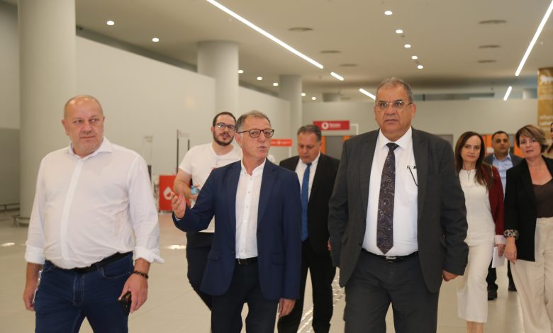 Sucuoğlu, Ercan Havalimanı’nda incelemelerde bulundu