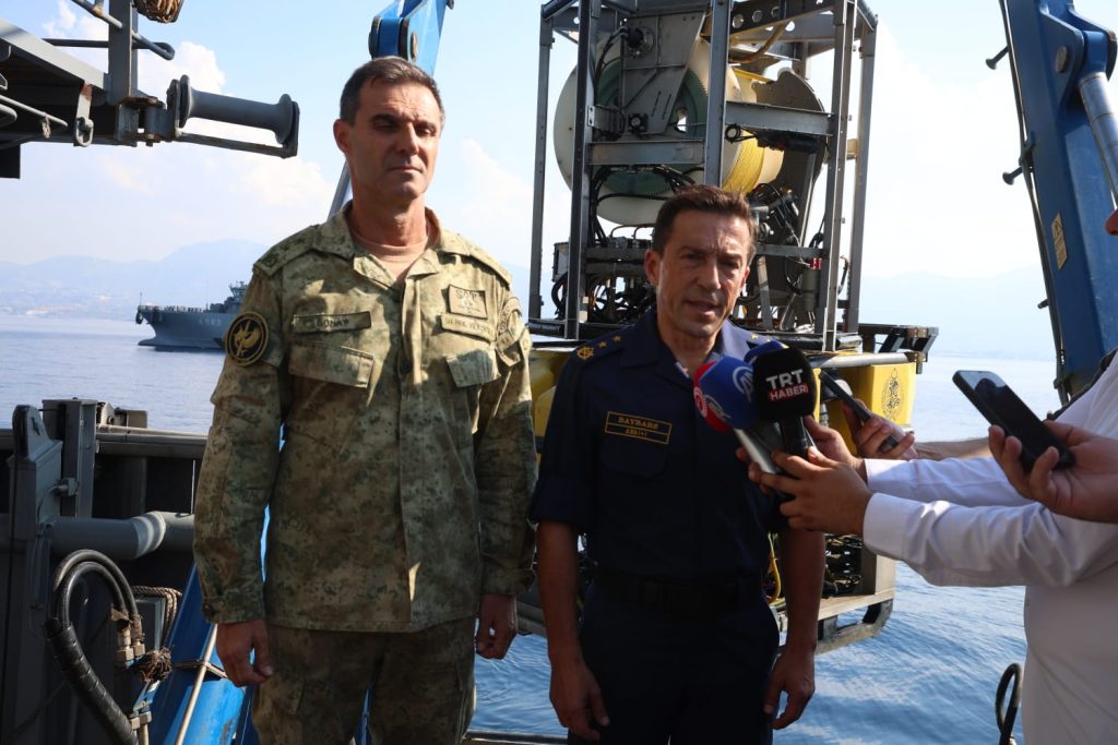 TAK ekibi, TCG Alemdar gemisinde... Kayıp 16 kişiyi arama çalışmaları aralıksız sürüyor