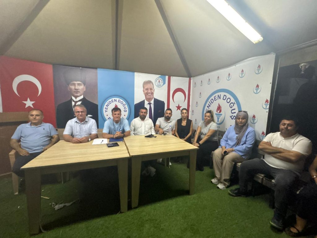 YDP Genel Başkanı Erhan Arıklı, hükümetten çekilme kararı aldıklarını duyurdu