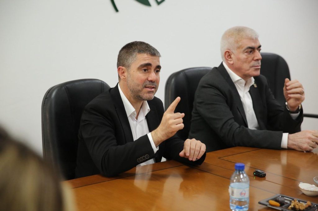 Aktunç ve heyeti, GİAD, Esnaf ve Zanaatkarlar Kooperatifi, KTOEÖS ile KTSO’yu ziyaret etti