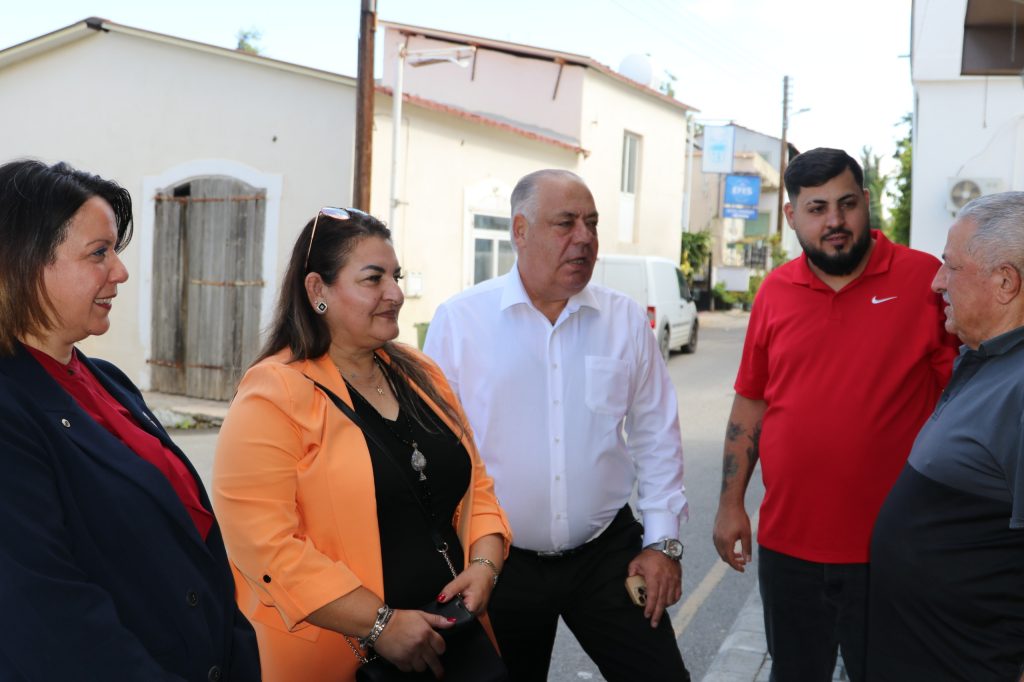 Albayrak, Arapköy esnafını ziyaret etti