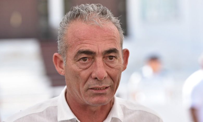 BES’ten EL-SEN’e destek…Yalınkaya: "6 belediyede grevdeyiz"