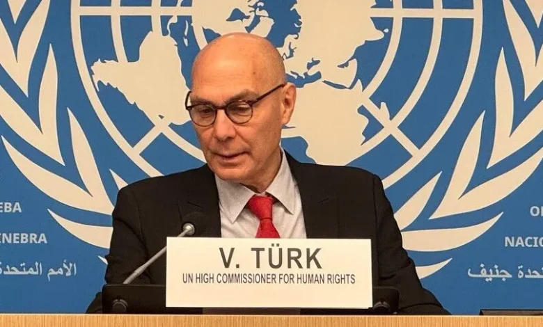 BM Komiseri Türk: "Avrupa'da yaşanan kitlesel protestolar insan hakları endişelerini artırıyor"