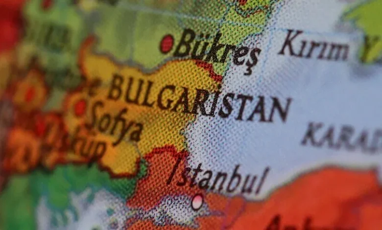Bulgaristan'ın Karadeniz açıklarında İHA saldırısına uğrayan iki gemiden biri battı