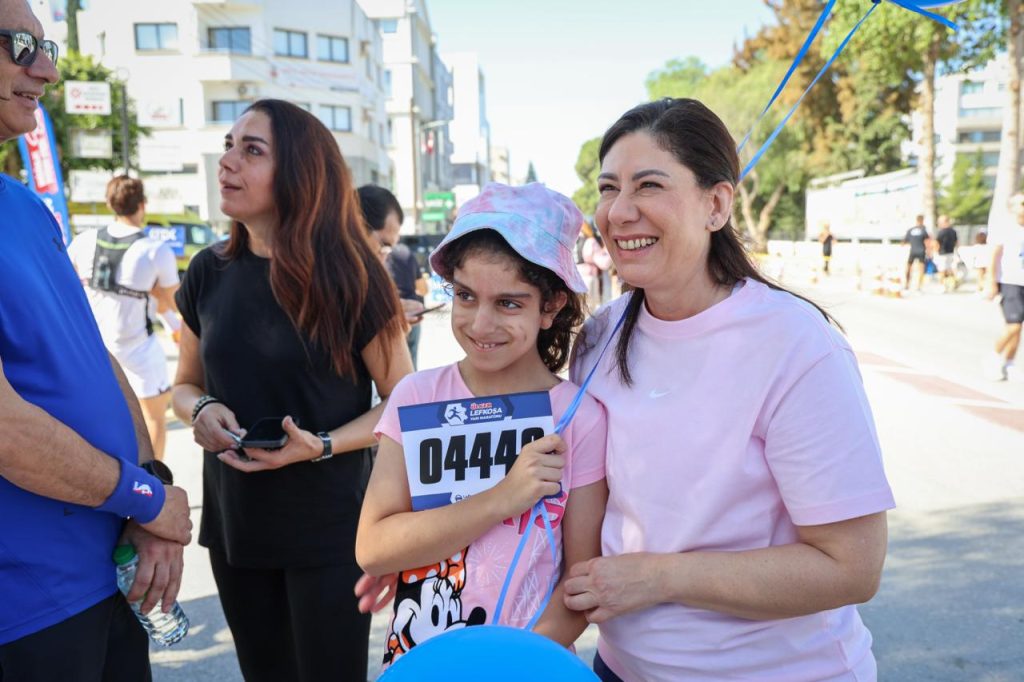 CTP Genel Başkanı İncirli, Lefkoşa Maratonu’na katıldı