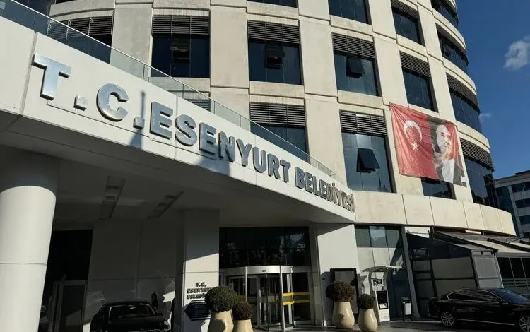 Esenyurt Belediyesine yönelik yürütülen yolsuzluk soruşturmasında 17 şüpheli gözaltına alındı