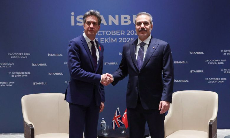 Fidan, Miliband ile İstanbul'da görüştü