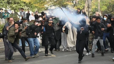 Fransa'da şiddet olaylarının yaşandığı lise eylemleri yaygınlaşarak devam ediyor