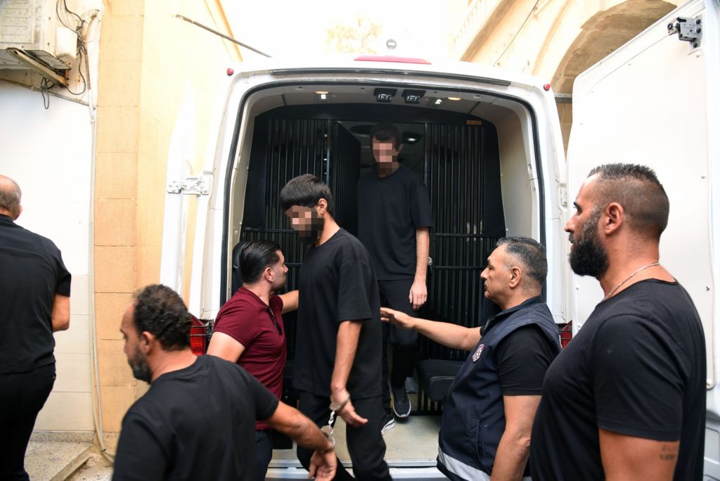 Gemi faciasıyla ilgili 9 zanlı mahkemeye çıkarıldı... “Kızaklardaki su geçirmez kapılar, sefere çıkılmadan önce açıktı”