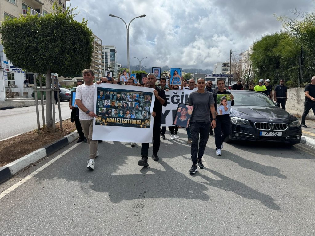 Gemi faciasıyla ilgili 9 zanlı mahkemeye çıkarıldı... “Kızaklardaki su geçirmez kapılar, sefere çıkılmadan önce açıktı”