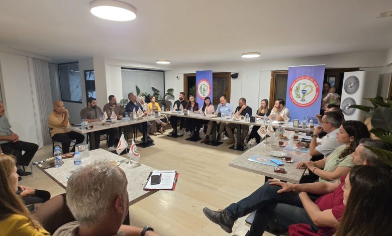 Halkın Partisi, Kıbrıs Türk Eczacılar Birliği ile bir araya geldi