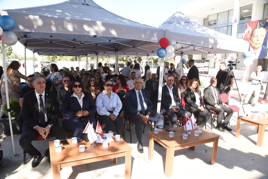 Haspolat Gülen Tüfekçi İlkokulu’nda yeni derslik binaları ve oyun parkı açıldı