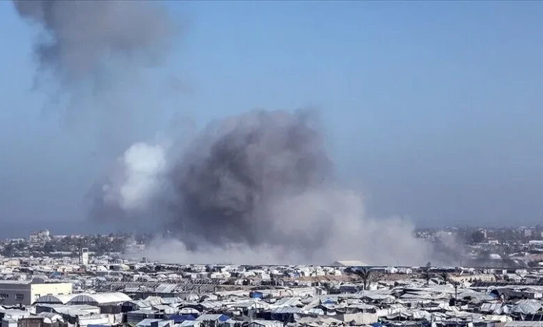 İsrail'in Gazze'ye saldırılarında hayatını kaybedenlerin sayısı 74 bin 250'ye yükseldi
