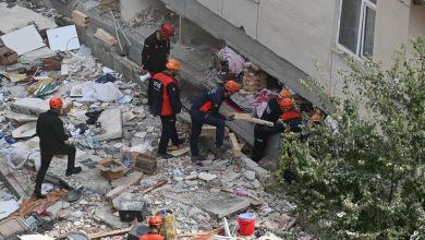 İstanbul Valisi Gül, Maltepe'de kısmi çökme yaşanan binadaki kurtarma çalışmalarını inceledi