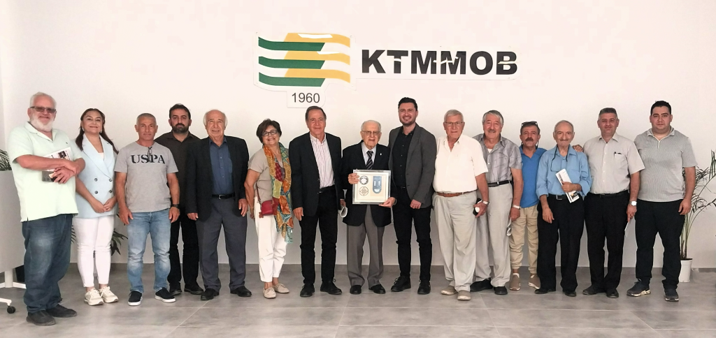 KTMMOB'nin sohbet etkinliğine Hakkı Atun konuk oldu