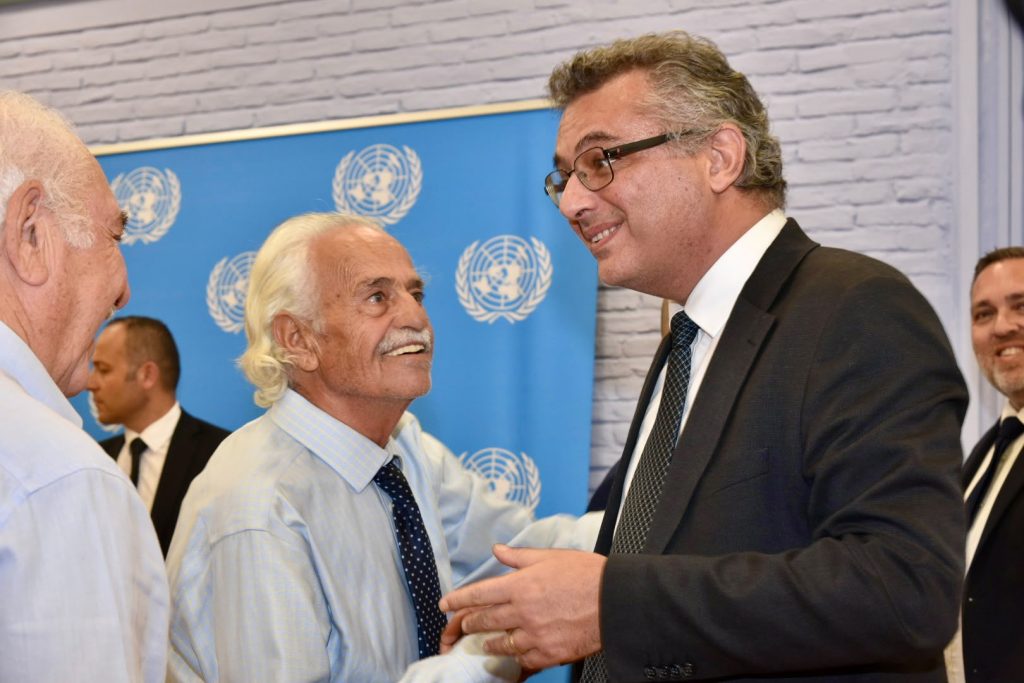 Liderler, iki toplumlu komitelerin temsilcileriyle bir araya geldi