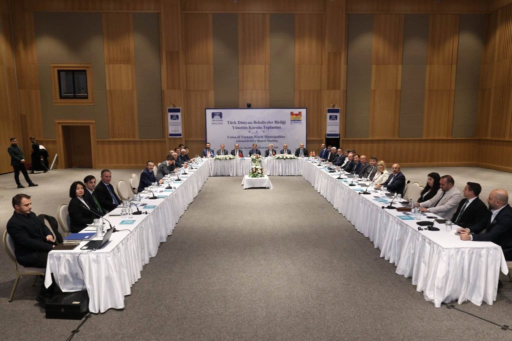 Özçınar, TDBB Yönetim Kurulu toplantısına katıldı