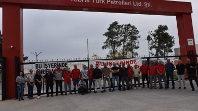 Petrol İşçileri Sendikası Kalecik Dolum Tesisleri’nde süresiz grev başlattı. Bayilere akaryakıt verilmiyor